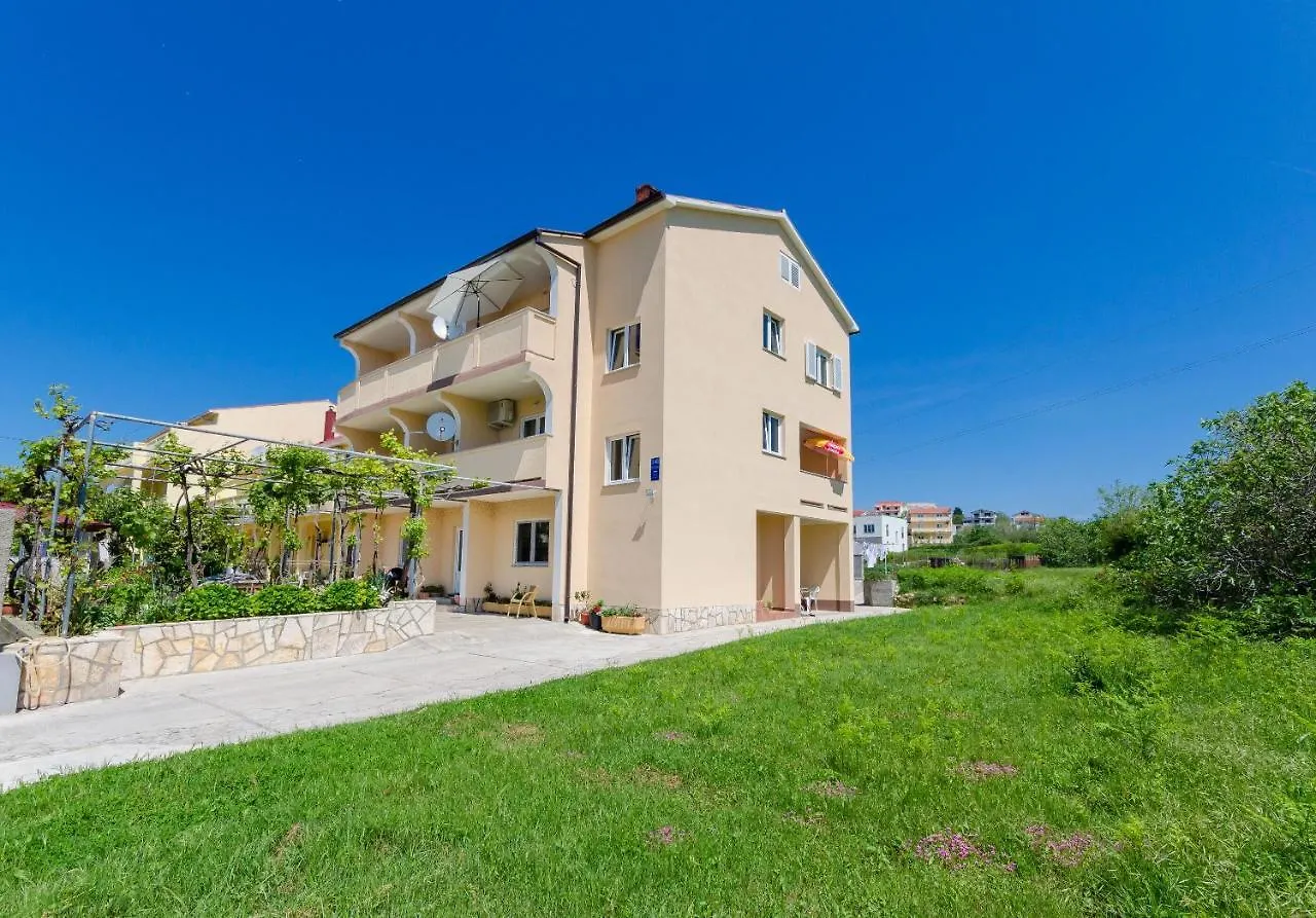 Apartments And Room Sime M Lopar 0*,  Croatia