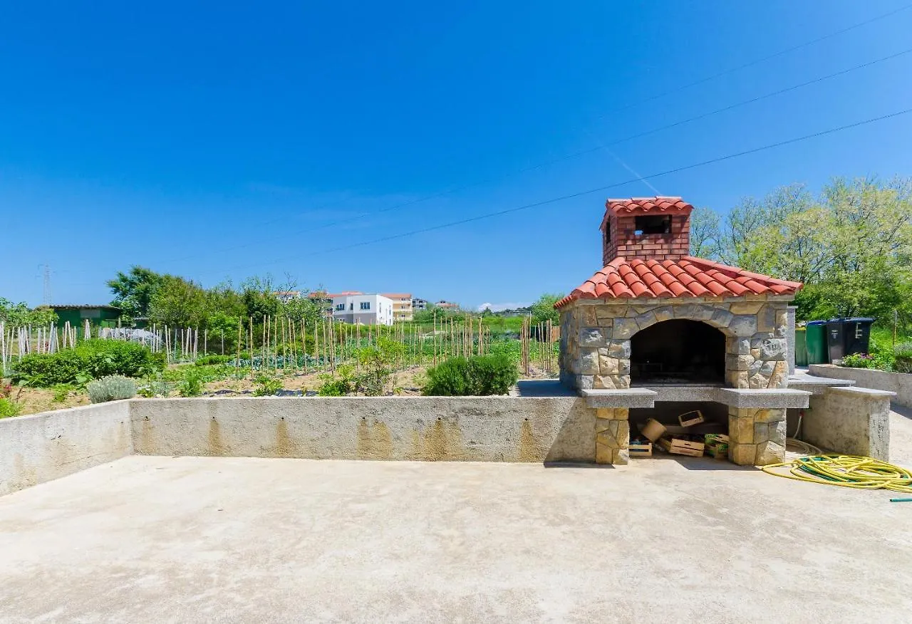 Apartments And Room Sime M Lopar Croatia