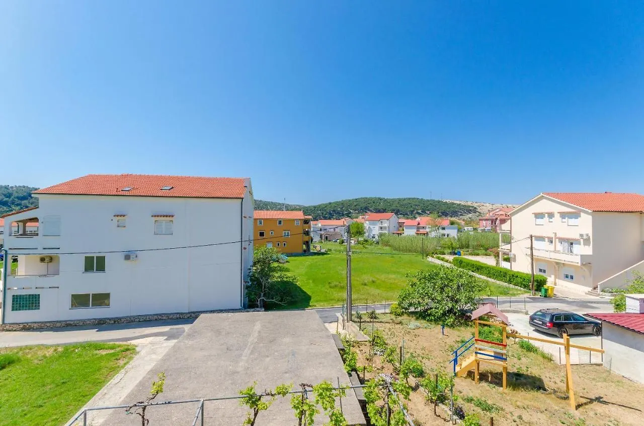Apartments And Room Sime M Lopar Croatia