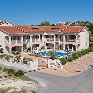  Apartament Luka